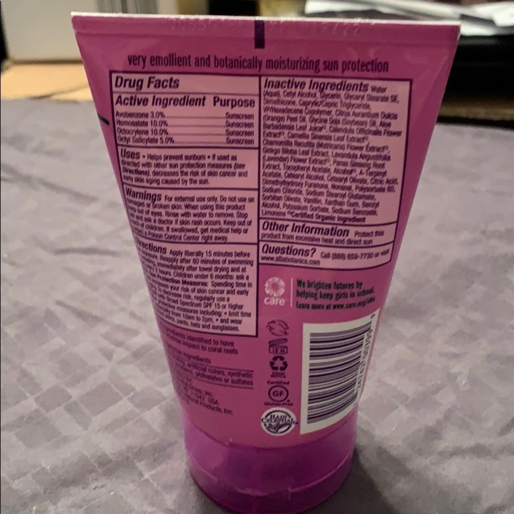 Sunscreen - Picture 2 of 2
